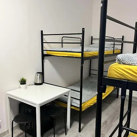 Tanie Hostel *